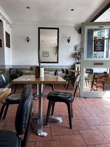 Photo of Med Grill @ St Albans - 83 Hatfield Rd, St Albans AL1 4JL